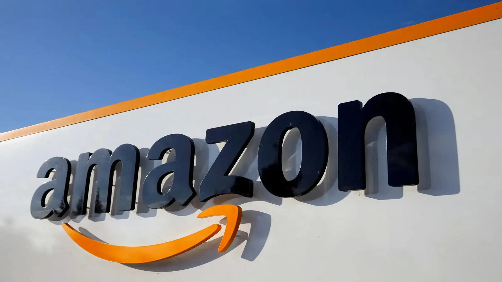 Amazon Shares Plunge Over 11% in After-Hours Trading: What Caused the FAANG Sell-Off? Amazon Shares Plunge Over 11% in After-Hours Trading: What Caused the FAANG Sell-Off?